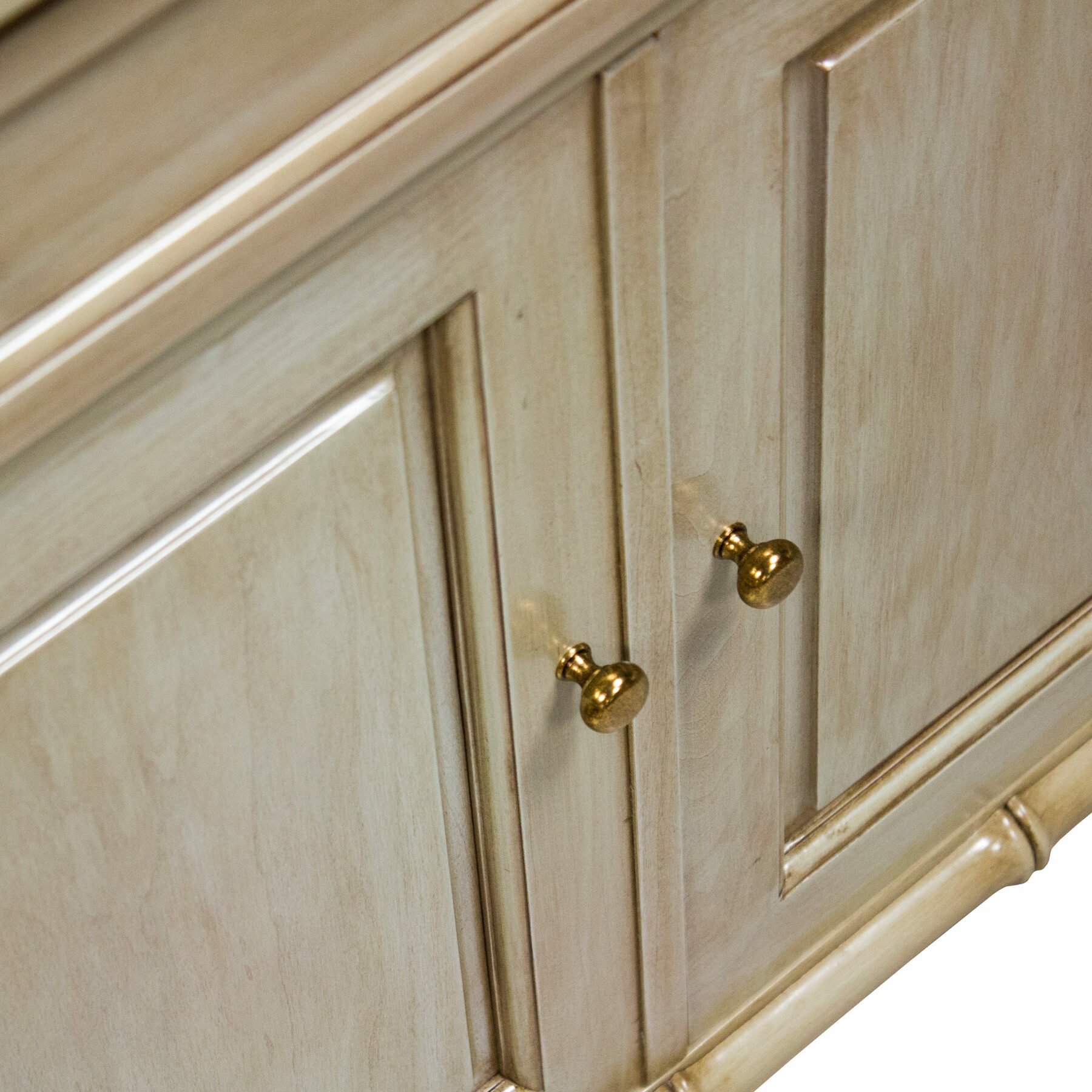 188 043 Custom Finish 1 Detail