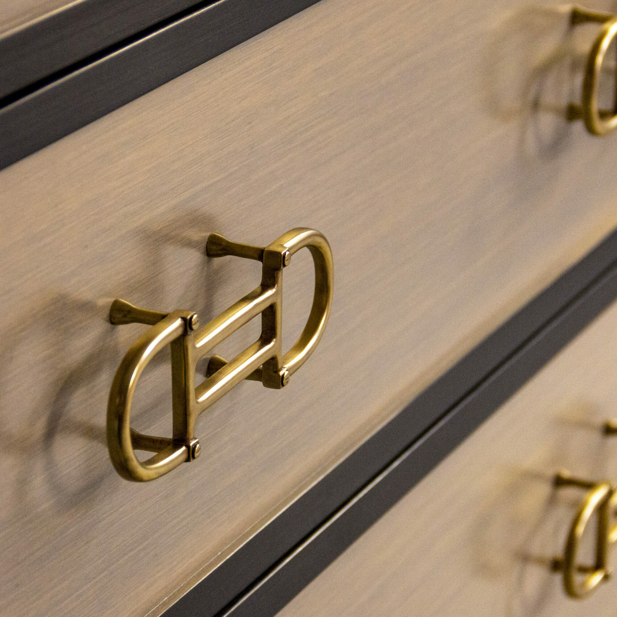 68 2 DW22 DW22 BB1 A 401 Coastal 80 Black Base Flat Frame 16 Depth Bridal Bit Bracket Base Custom 3 2 Detail