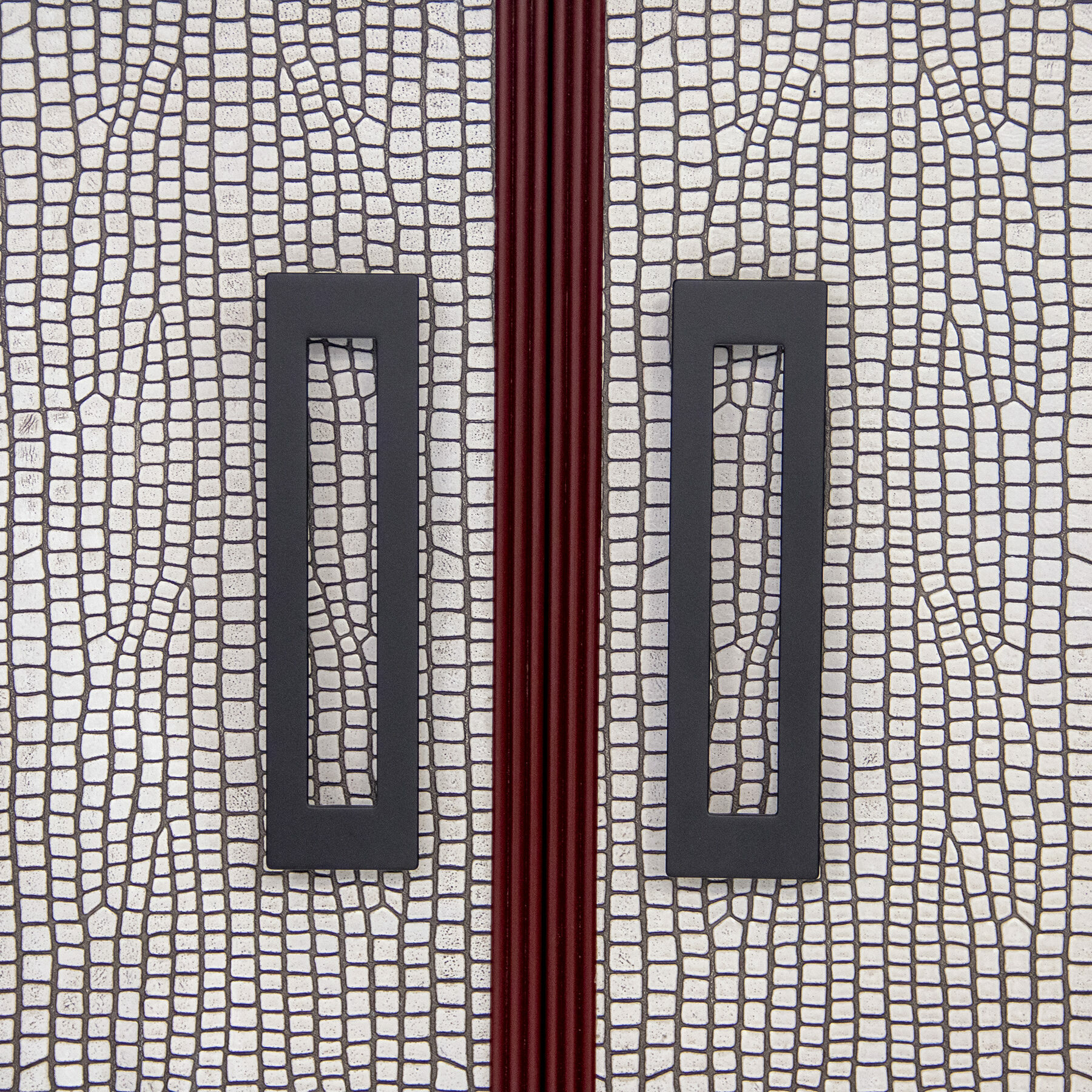 68 7 DR85 DR85 BP2 1 Red Striata Black Lacquer Base Nimbus Leather Beaded Frame Parson Base Detail