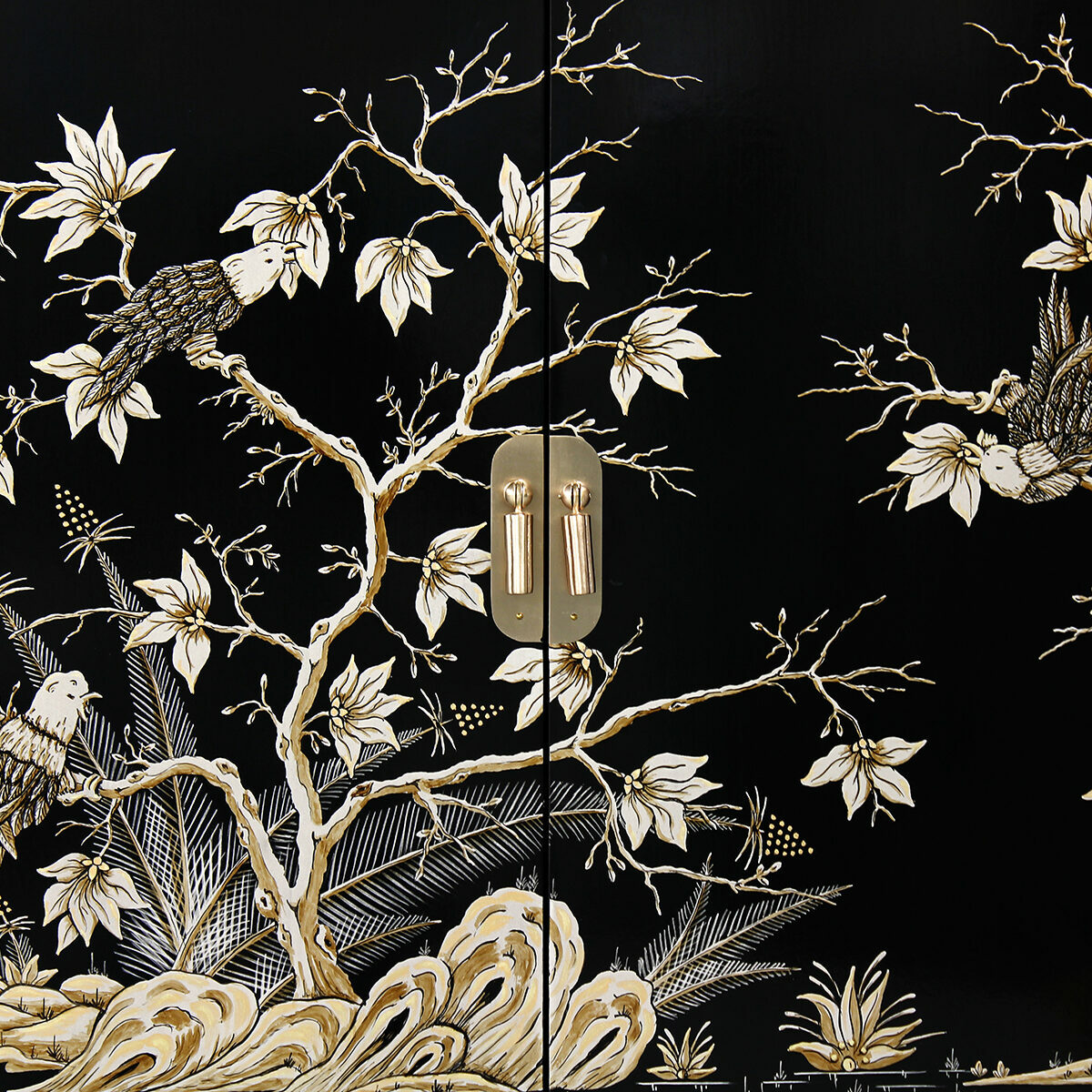 71 832 Hand Dec Detail