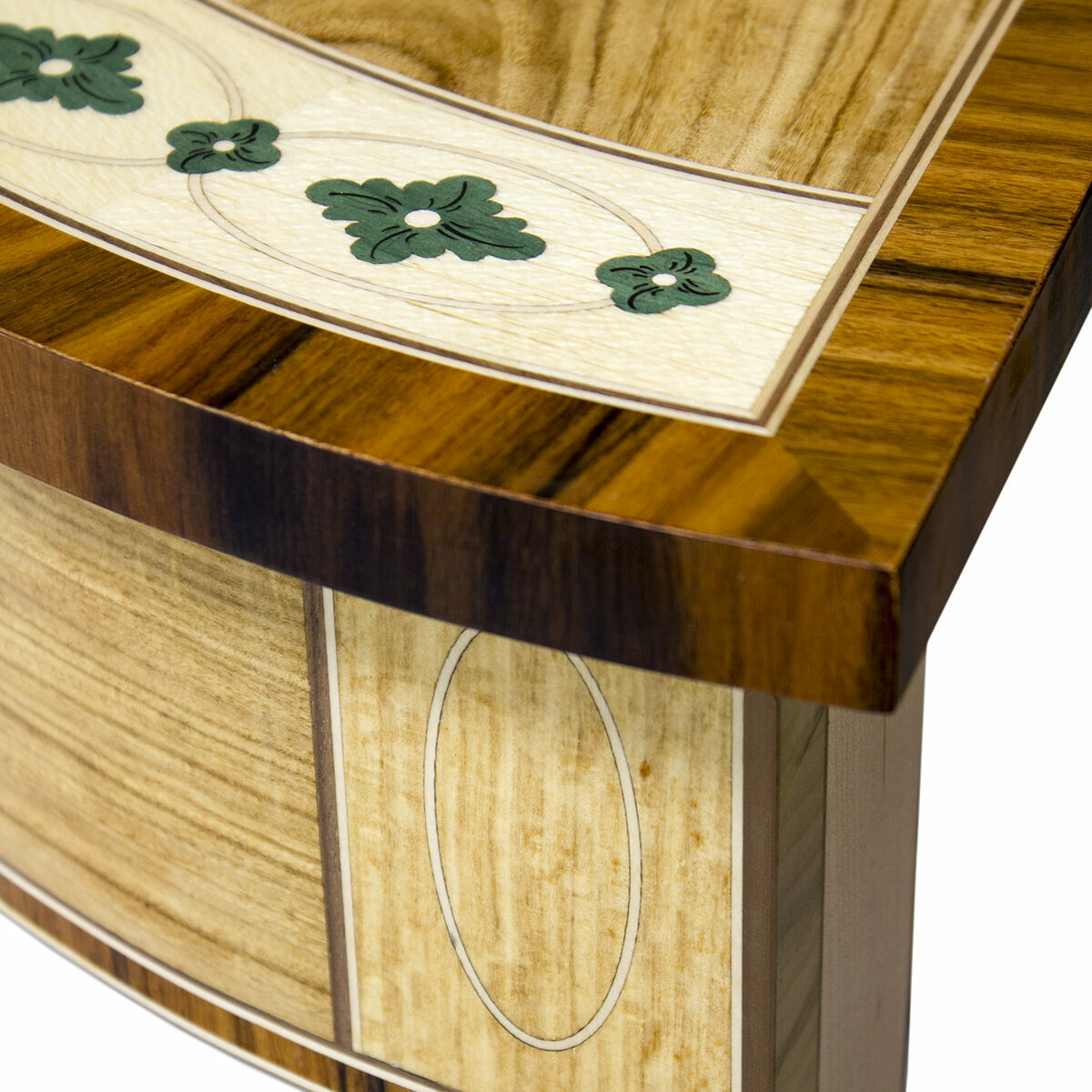 77 711 Corner Detail