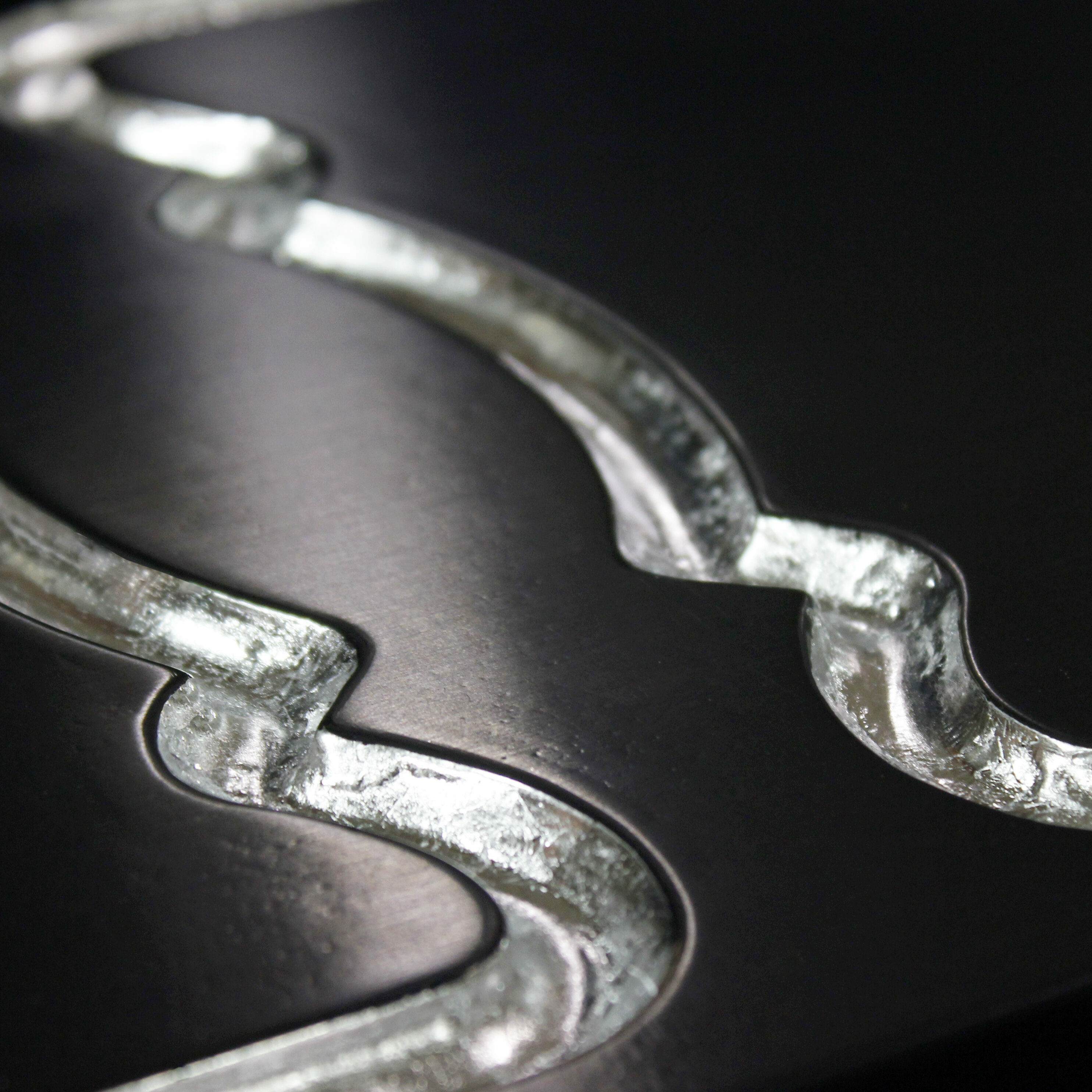 88 007 Silver Leaf Detail