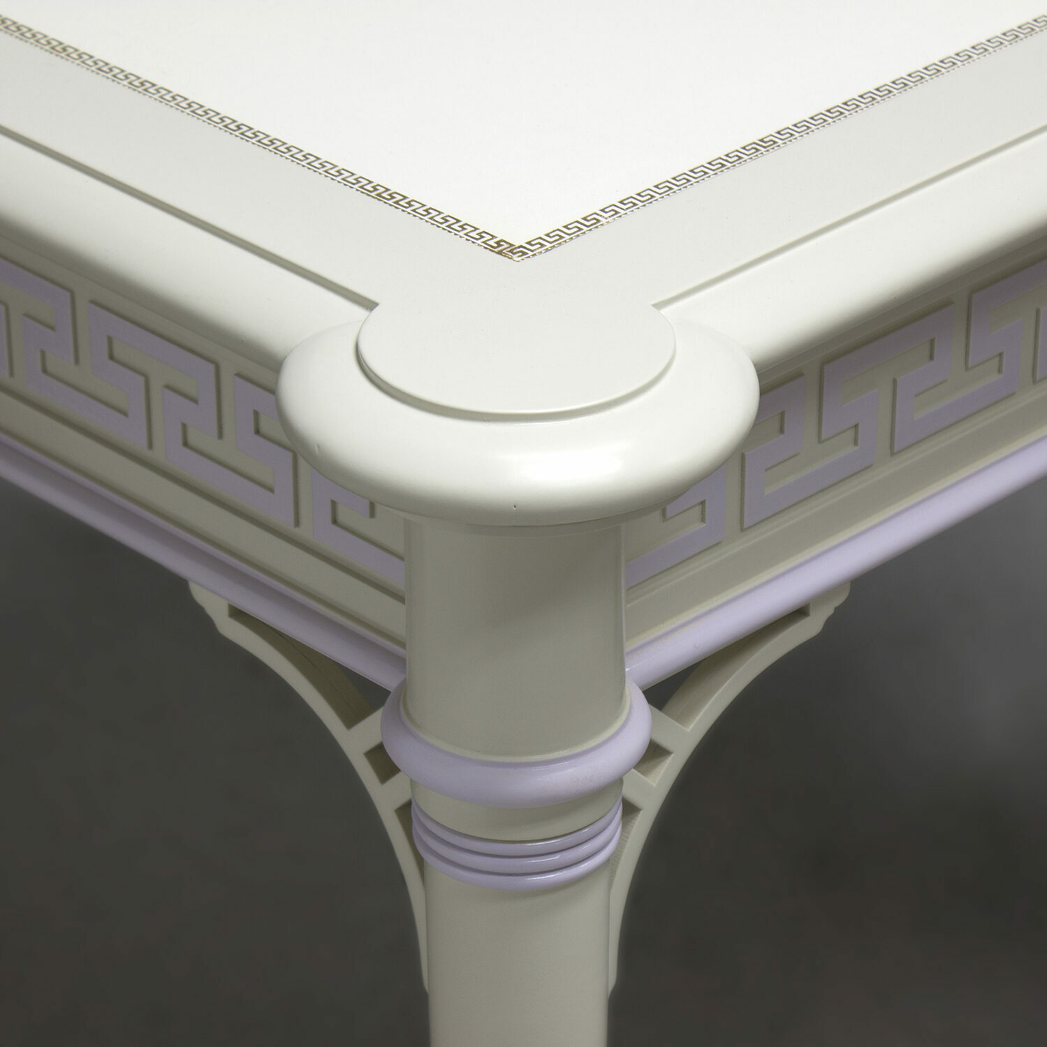 88 708 Ice Wisteria Accents Detail