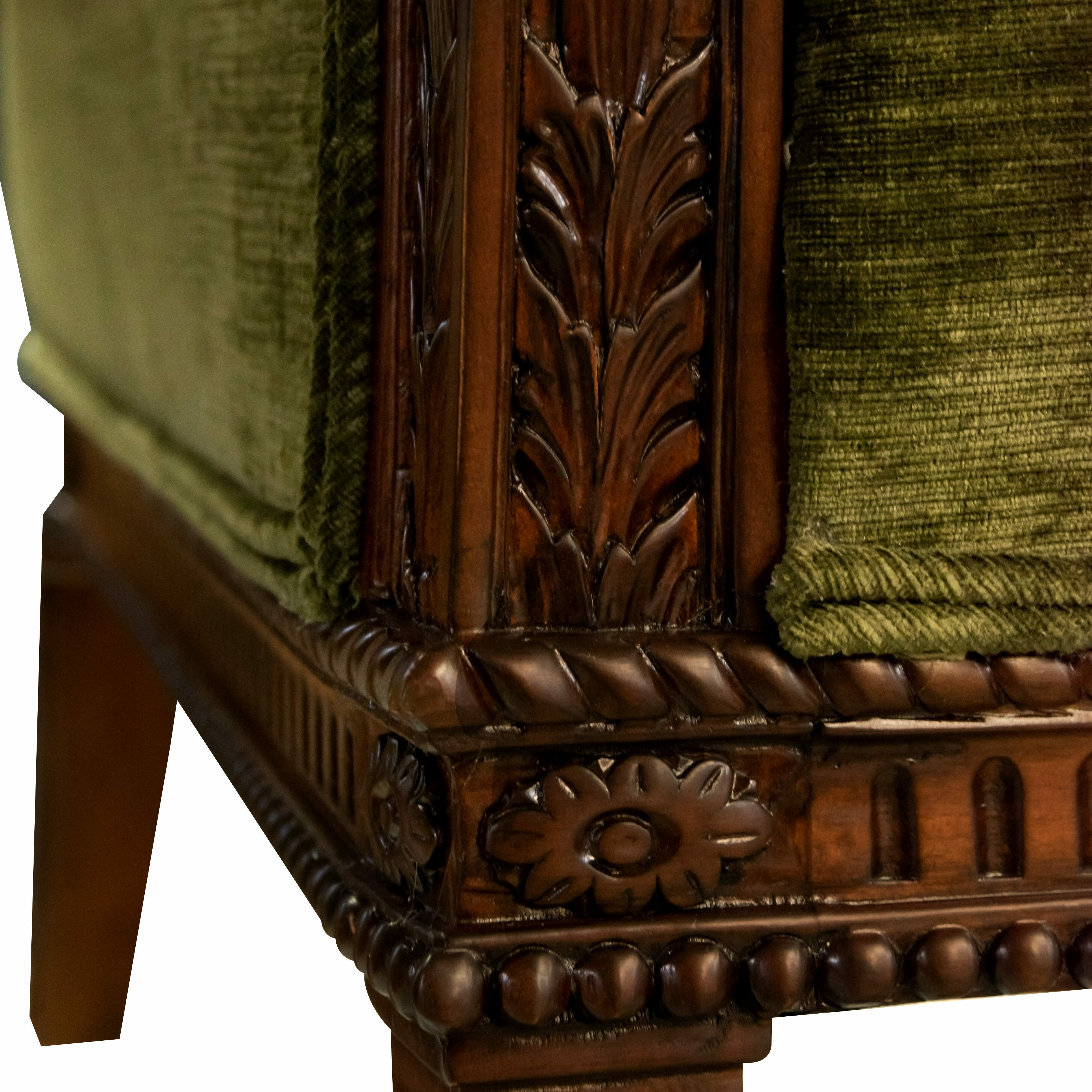 K4882 Adam Hepplewhite Sofa 1114 Osterly Park Reversable Feather and Down Box Cushion 4 Detail