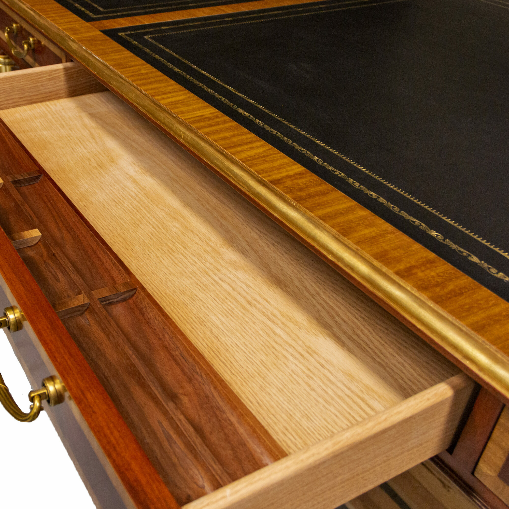 K518 Regency Writing Desk 1111 cheshire high polish light distress 6000 antique gold leaf GL100 black pearl inset copy Detail