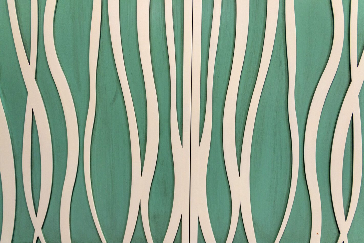 68 2 DR3 DR3 BL2 Brushed Robins Egg Blue241 Seagrass Overlay Bone71 Oval Knob Antique Brass Step Plinth Base detail1